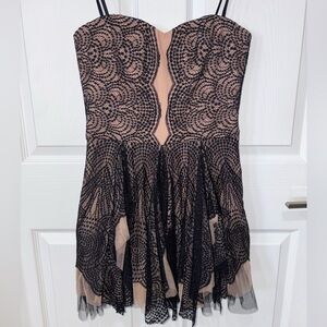 NWT BCBG Max Azria Noelle black/nude strapless and ruffled dress size 6